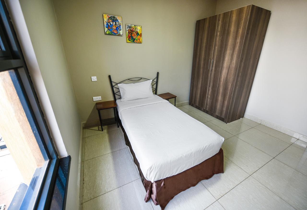 Kampala Boulevard Suites Экстерьер фото