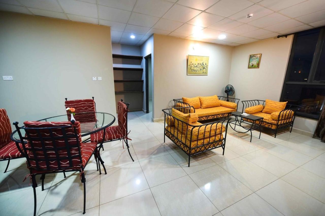 Kampala Boulevard Suites Экстерьер фото