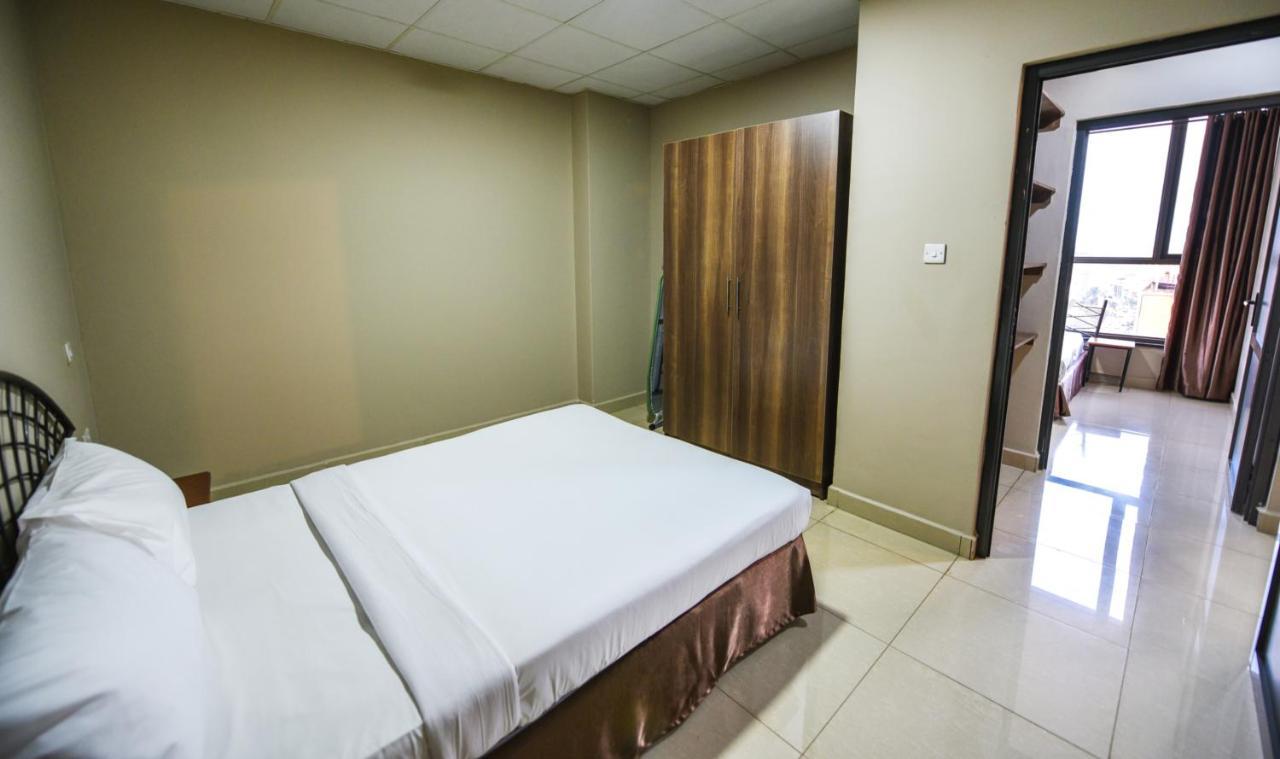 Kampala Boulevard Suites Экстерьер фото