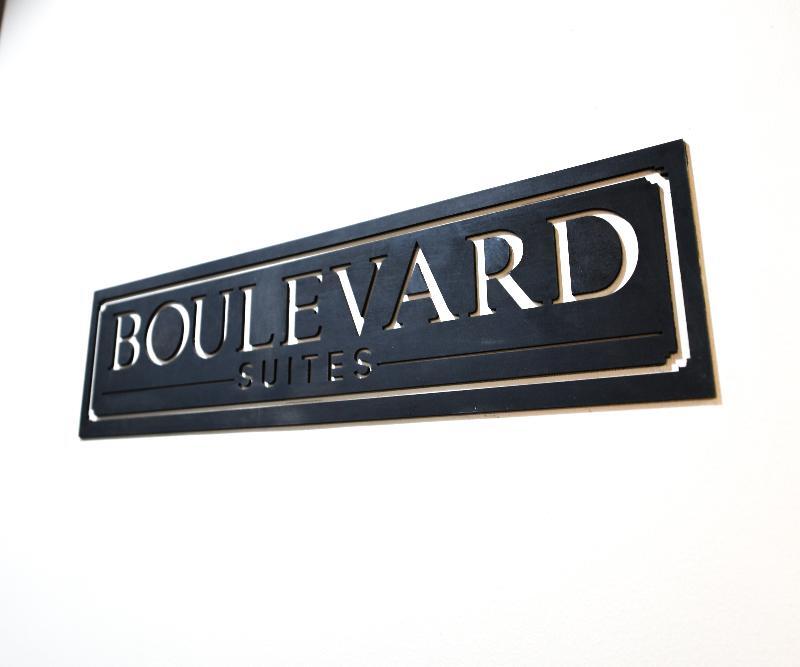 Kampala Boulevard Suites Экстерьер фото